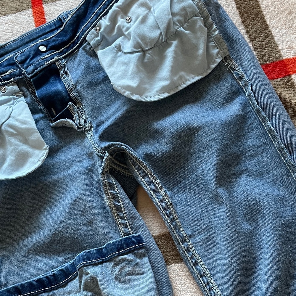 Urban Behavior Blue Boot Cut Jeans - Picture 6 of 6